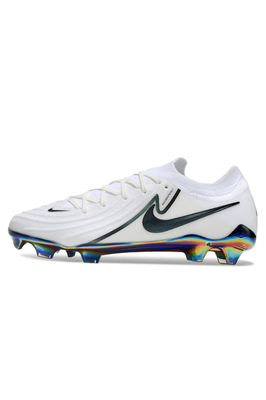 Phantom Luna Elite FG Football Boots