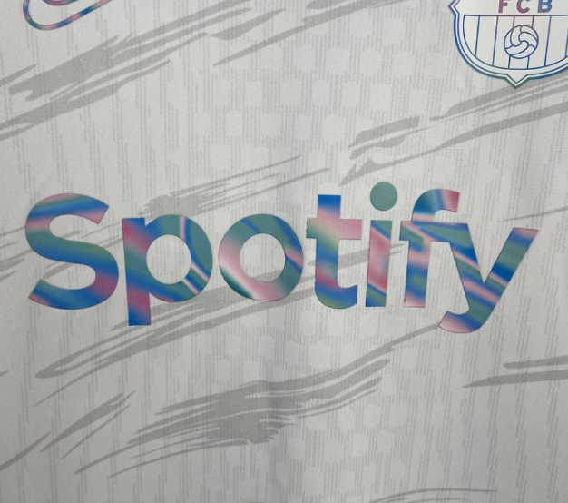 Barcelona White Chrome Kit